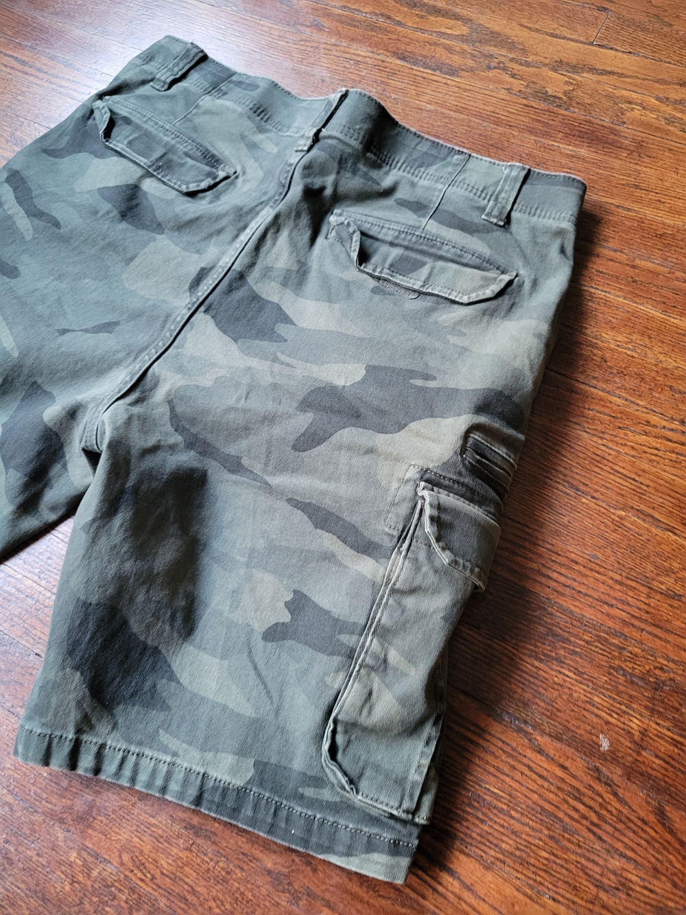 IRON CO. Men's Green Camo Cargo Shorts Pockets Casual Workwear Size 36 - Picture 14 of 15